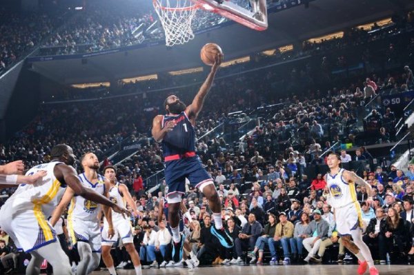 哈登12+6+16库里26分 快船险胜散伙枭雄3连胜