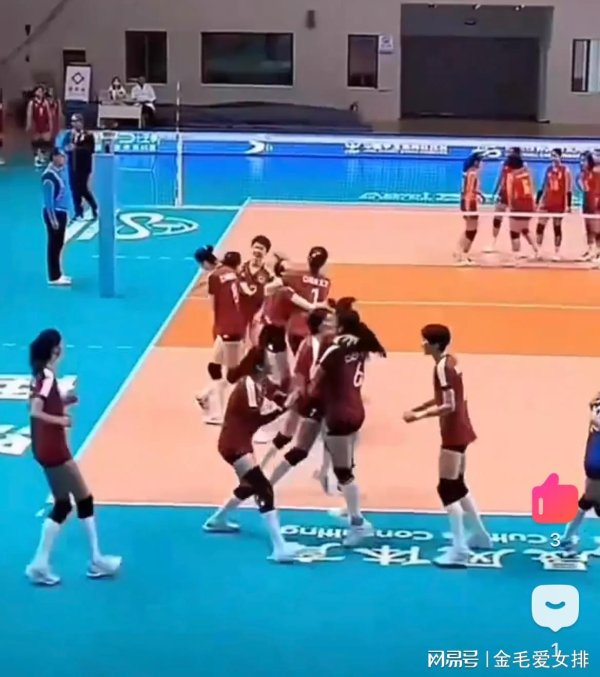 中学生世锦赛中国女排顺利夺冠！张一佳酷似吴梦洁，太有后劲