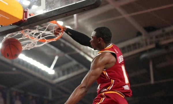 CBA顶尖外助遭淡漠!主教诲用16字申报启事,网友:这操作,够胆量