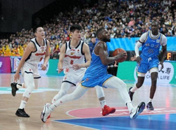 赛场遽然|CBA惯例赛:北汽105:74广东