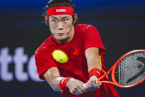 【网球聚会杯】中国队不敌加拿大队，出线方位破裂乐不雅