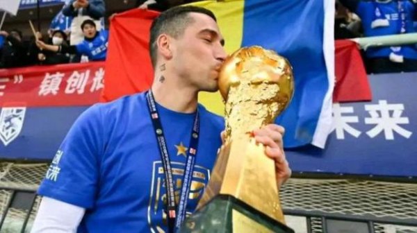 期待?32岁三镇冠军真核或回中超!与英博战争 介意甲3个月0出场